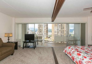 Fully renovated unit on the 14th Floor overlooking the surrounding Waikiki area!