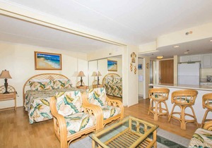 Fully renovated unit on the 16th Floor overlooking the mountains and the surrounding Waikiki area!