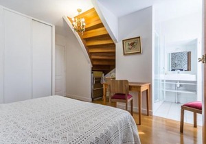Gîte rénové éco-responsable près de la forêt et des lacs, idéal pour la détente et la nature - FR-1-306-868