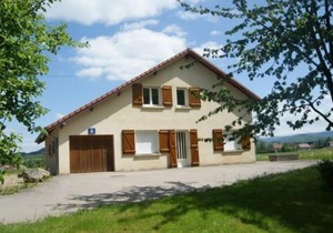 Gîte spacieux avec cheminée, proche nature, accessible PMR, idéal famille et motards - FR-1-589-34