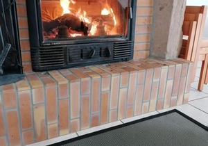 Gîte spacieux avec cheminée, proche nature, accessible PMR, idéal famille et motards - FR-1-589-34