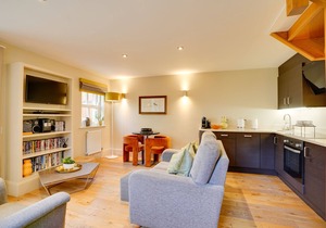 Garden Stable at Hallsteads: Luxury Stone Cottage, with Parking
