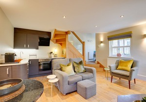Garden Stable at Hallsteads: Luxury Stone Cottage, with Parking