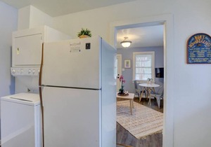 Gated Midtown Cottage with Perfect Location!