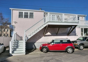Gem by the Long Island Sound