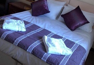 George and Abbotsford Hotel