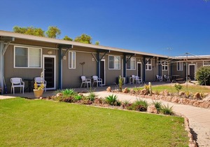 Getaway Villas Unit 38-3 - 1 Bedroom Self-Contained Accommodation