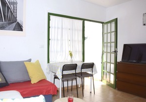 Gibshouses Rosa in Tías