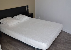 GITE N ° 7 WITHIN A GITE VILLAGE WITH HEATED POOL AND JACUZZI