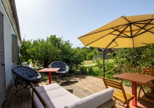 Gite Saint-Pierre-de-Chignac, 4 bedrooms, 8 persons
