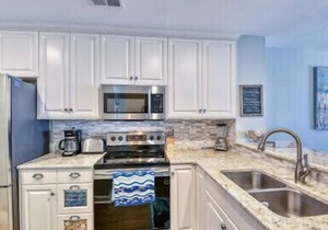 Glamorous 2 Story Beachfront Condo on Topsail Island