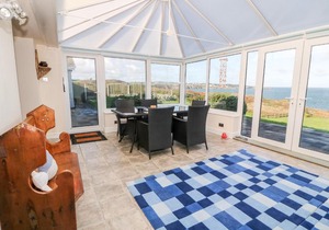 Golygfa Ynys Island View
