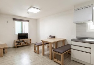 Gongju Ein Haus