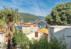 Gorgeous Apartment In Bakar With Wifi