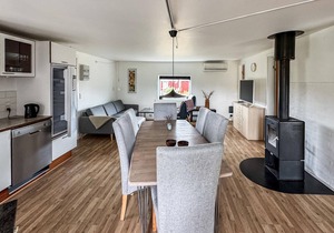 Gorgeous home in Fanø with kitchen