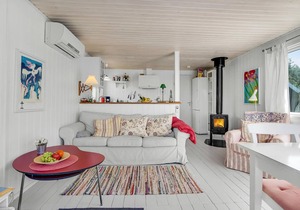 Gorgeous home in Læsø with WiFi