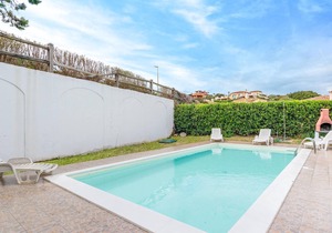 Gorgeous home in Stintino