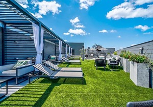 Gorgeous Modern Apt w/ Rooftop | Downtown at Yale