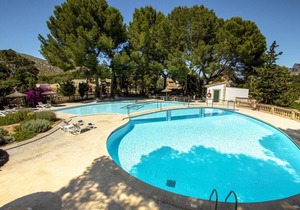 Gran Voramar Cala, 200 m2 pool and 6 bedrooms in Cala Sant Vicenç