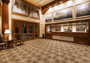 Grand Canyon Railway & Hotel