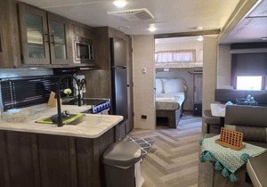 Grand Canyon RV Glamping Mini Bunkhouse Suite