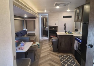 Grand Canyon RV Glamping Mini Bunkhouse Suite