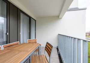 Great 3-room vacation apartment in a quiet location with two balconies near the beach