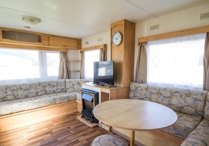 Great 6 berth caravan for hire at Valley Farm Holiday Park in Essex ref 46080V