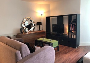 Great modern studio with river views