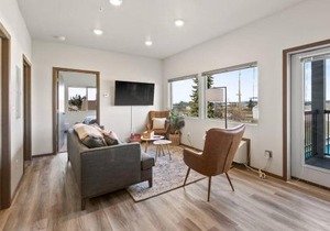 Great New 2 Bed 2 Bath Near Perry District and DT