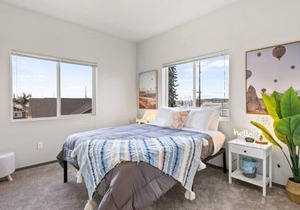 Great New 2 Bed 2 Bath Near Perry District and DT