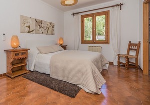 GREAT VILLA IN FRONT OF THE SEA AND SPECTACULAR VIEWS TO THE BAY