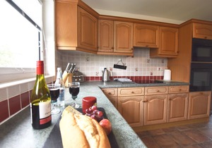 GREENFIELDS, pet friendly, country holiday cottage in St Davids