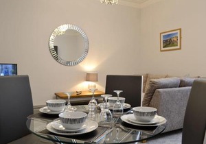 Grosvenor House APT 3