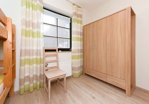 Ground floor, free WiFi, bed linen included, top location, 5 minutes to the port