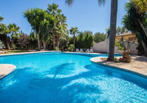Gual house with private pool