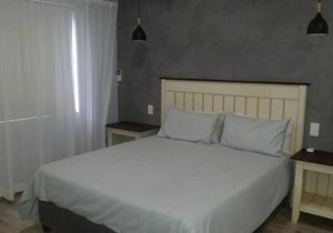 Guest house on Gillian Unit 1
