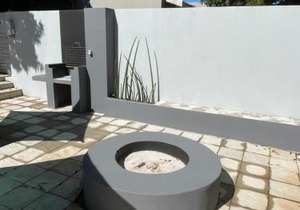 Guest house on Gillian Unit 1