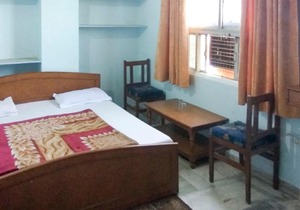 Guesthouse room in Gopalbari, Jaipur, by GuestHouser 17580