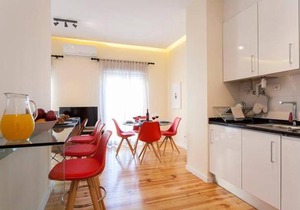 GuestReady - Stylish apt w/balcony in Graca