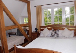 Gutshaus Wohlenhagen - Apartment 4: Max. 4 persons (45 m2) tower room