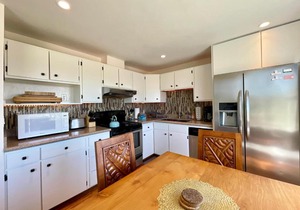 Hale Kahanalu 4