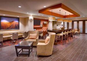 Hampton Inn Omaha/West Dodge Road