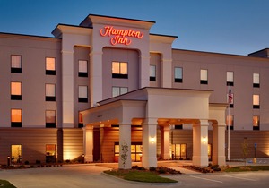Hampton Inn Omaha/West Dodge Road, Old Mill