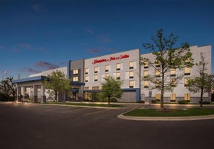 Hampton Inn & Suites Bolingbrook