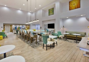Hampton Inn & Suites-Alliance, OH