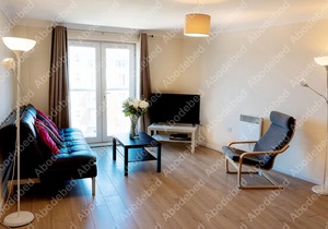 Handleys Ct, Apt 57 Spacious 2 Bed/2 Bath Apartment in Town Centre Location