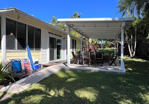 Happy House on Exquisite Kailua Beachside Property!