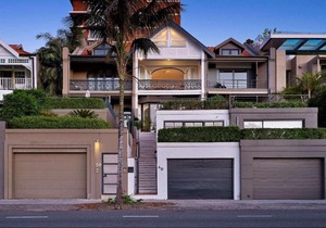 Harbourside Magnifico with Class Views over the Ocean