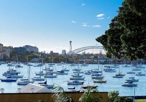 Harbourside Magnifico with Class Views over the Ocean